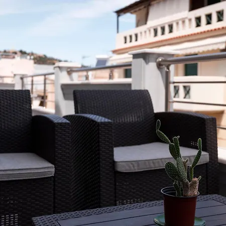 3Ba Next To Metro And Athens City Center With View-3