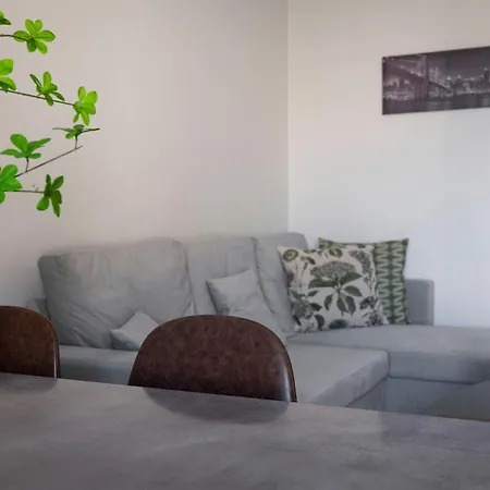 3Ba Next To Metro And Athens City Center With View-3